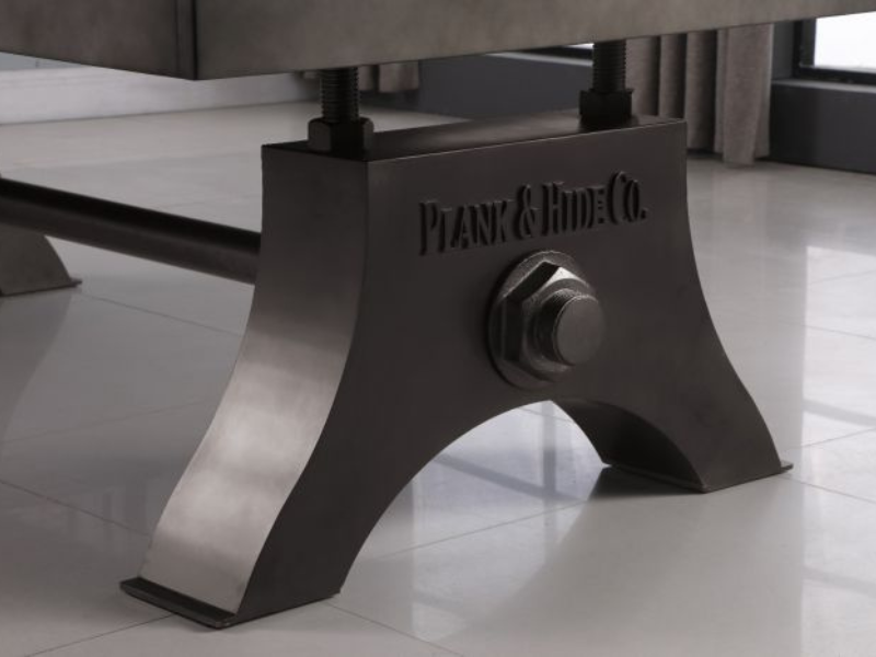 Plank & Hide Jaxx 8 Foot Pool Table's Leg View
