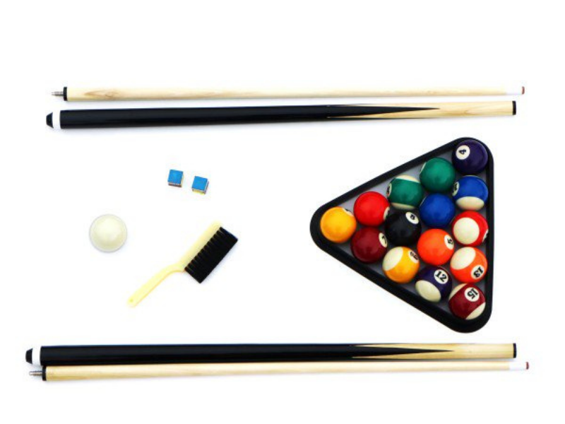 Hathaway Excalibur 7 Foot Pool Table's Free Accessories