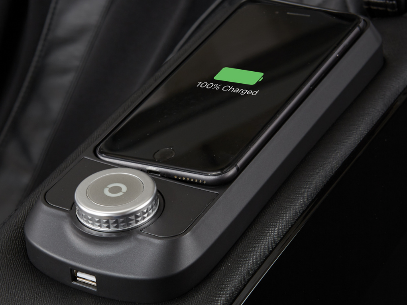 Kyota Yutaka M898 4D Pre-owned Massage Chair's charging pad