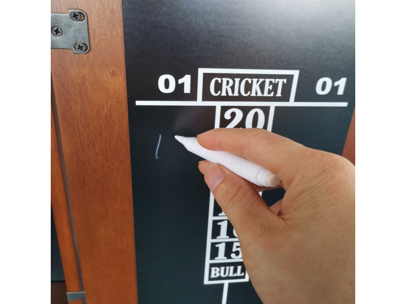 Hathaway Farmington Bristle Dartboard and Cabinet Set' Scoreboard