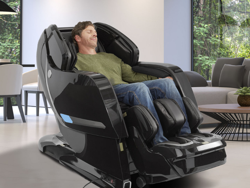 Kyota Yosei M868 4D Massage Chair on Display