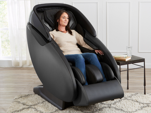 Kyota Kaizen M680 3D/4D Massage Chair on Display