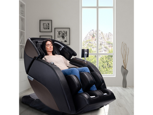 Kyota Nokori M980 Syner-D Massage Chair on Display